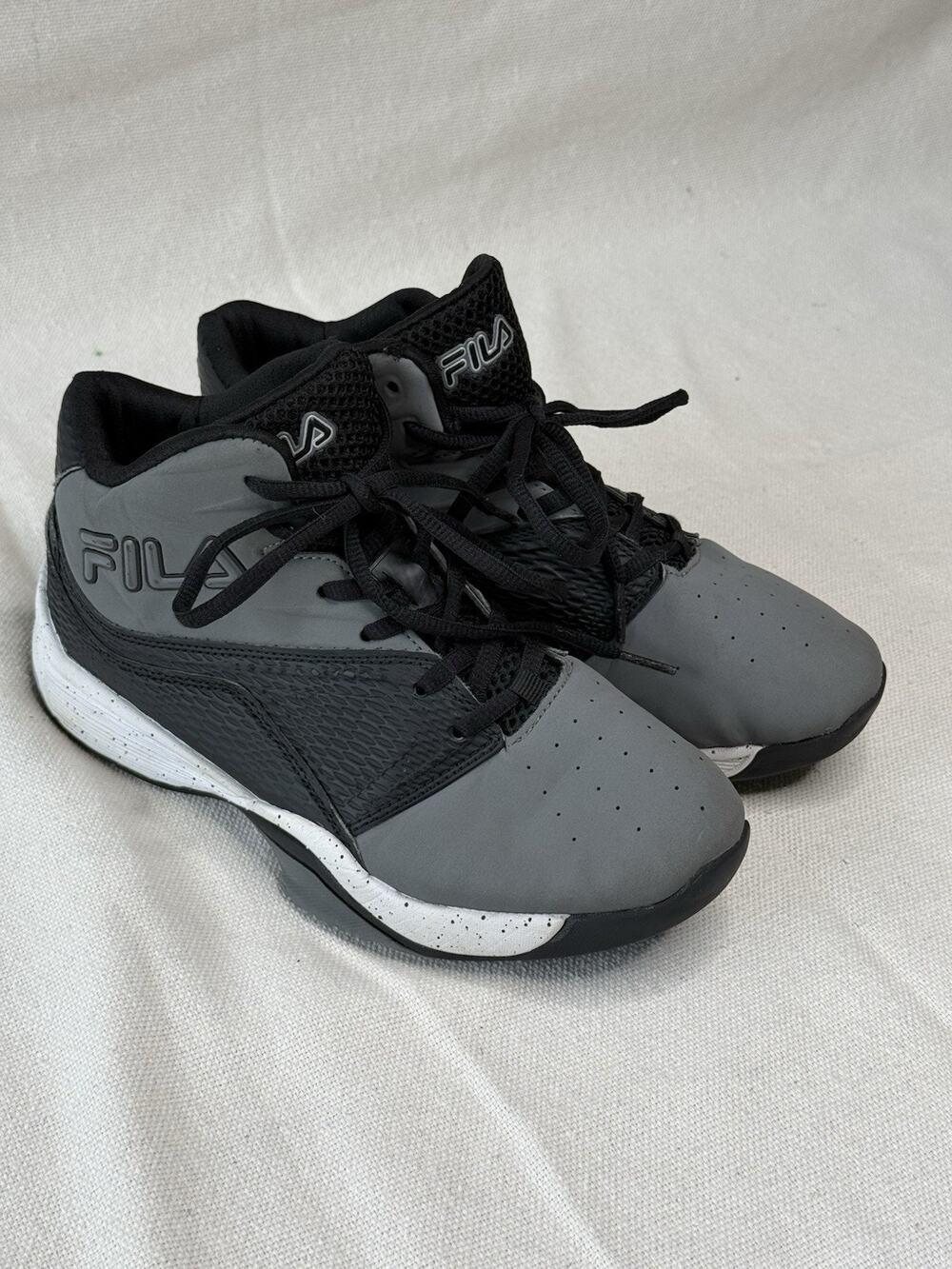 Fila Breakaway 12 Gray Athletic Basketball Shoes Size 5.5